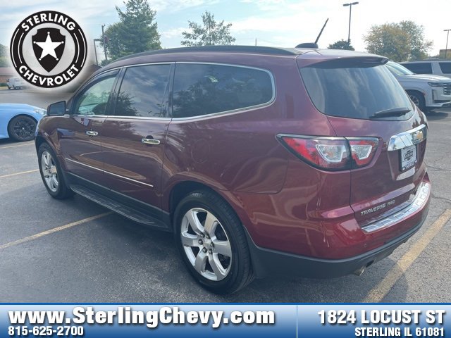 2017 Chevrolet Traverse Premier photo 2