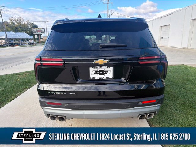 Used 2026 Chevrolet Traverse LT SUV