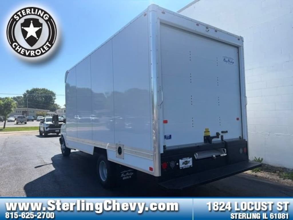 New 2026 Chevrolet Express Cutaway 3500 1WT Cutaway Van