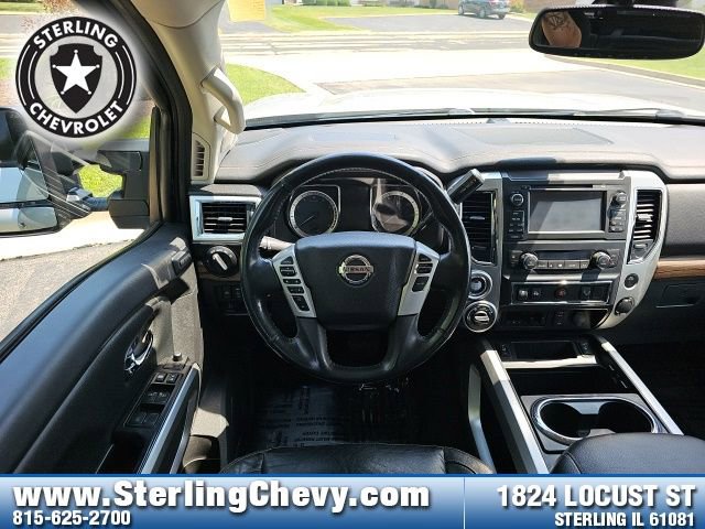 2017 Nissan Titan SL - Photo 28