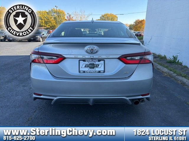 2023 Toyota Camry SE photo 4