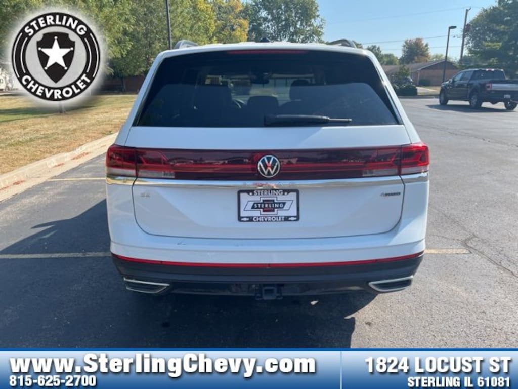 Used 2025 Volkswagen Atlas 2.0T SE w/Technology