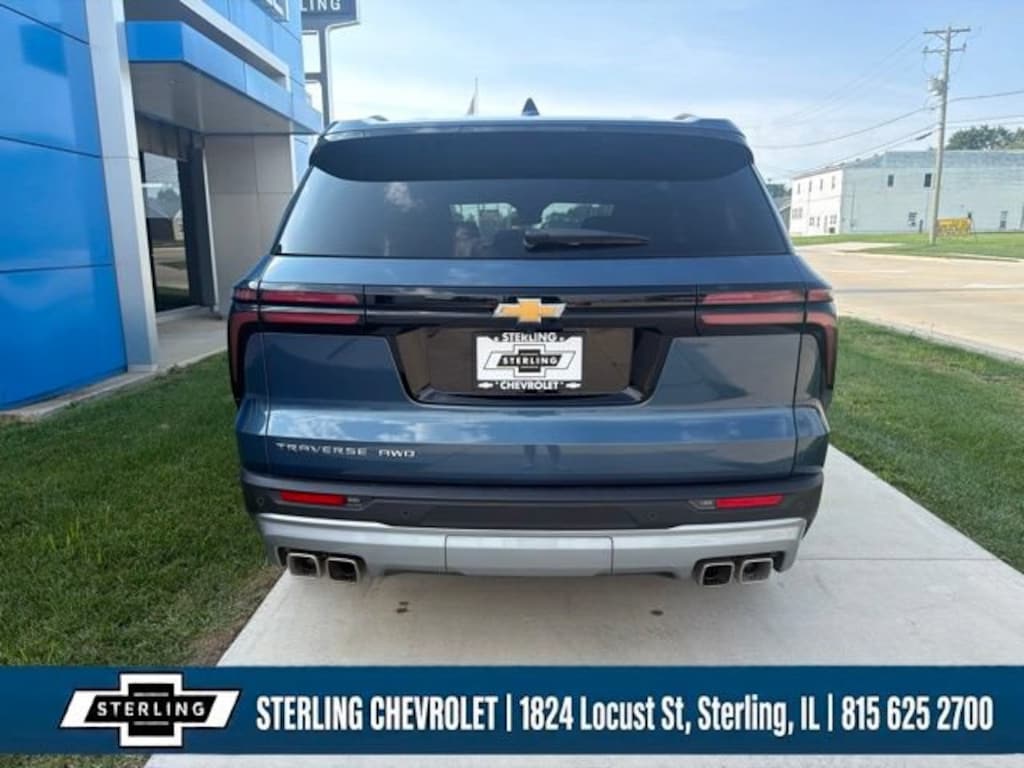 Used 2026 Chevrolet Traverse LT SUV