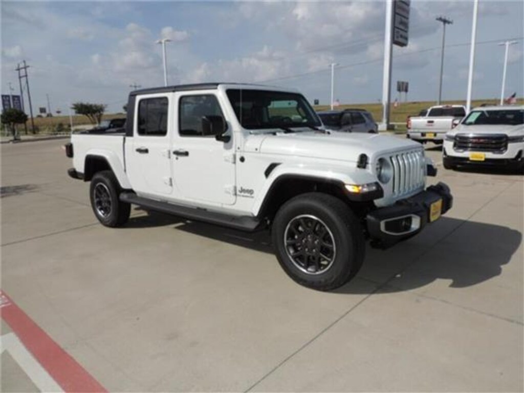 New 2022 Jeep Gladiator Overland Truck Crew Cab
