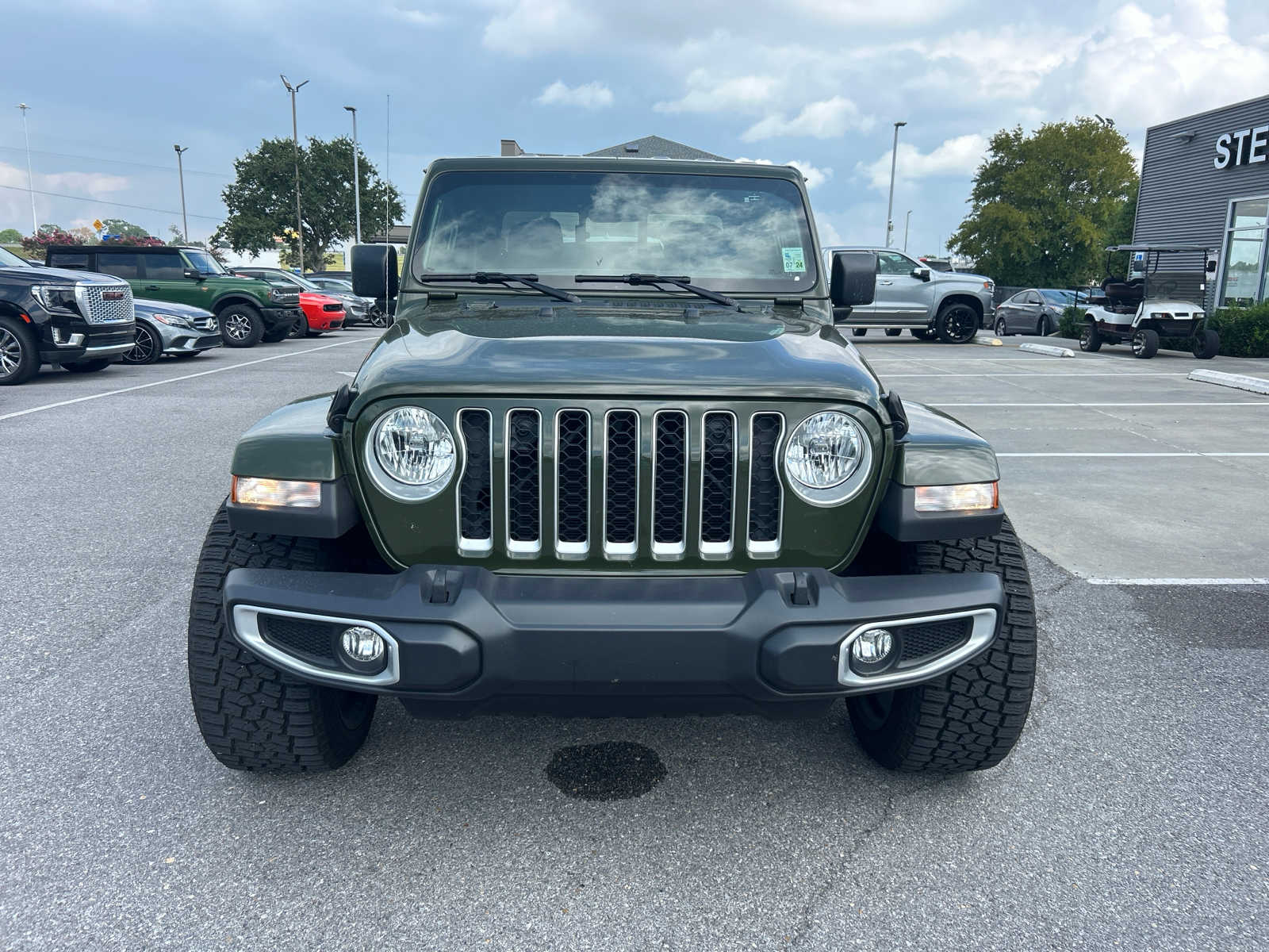 Used 2022 Jeep Gladiator Overland with VIN 1C6HJTFG4NL150891 for sale in Opelousas, LA