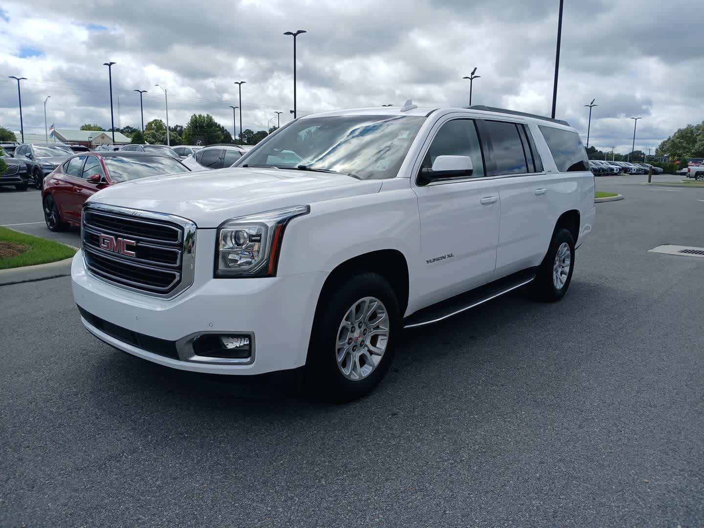 Used 2020 GMC Yukon XL SLT Standard Edition with VIN 1GKS1JKC3LR115554 for sale in Lafayette, LA