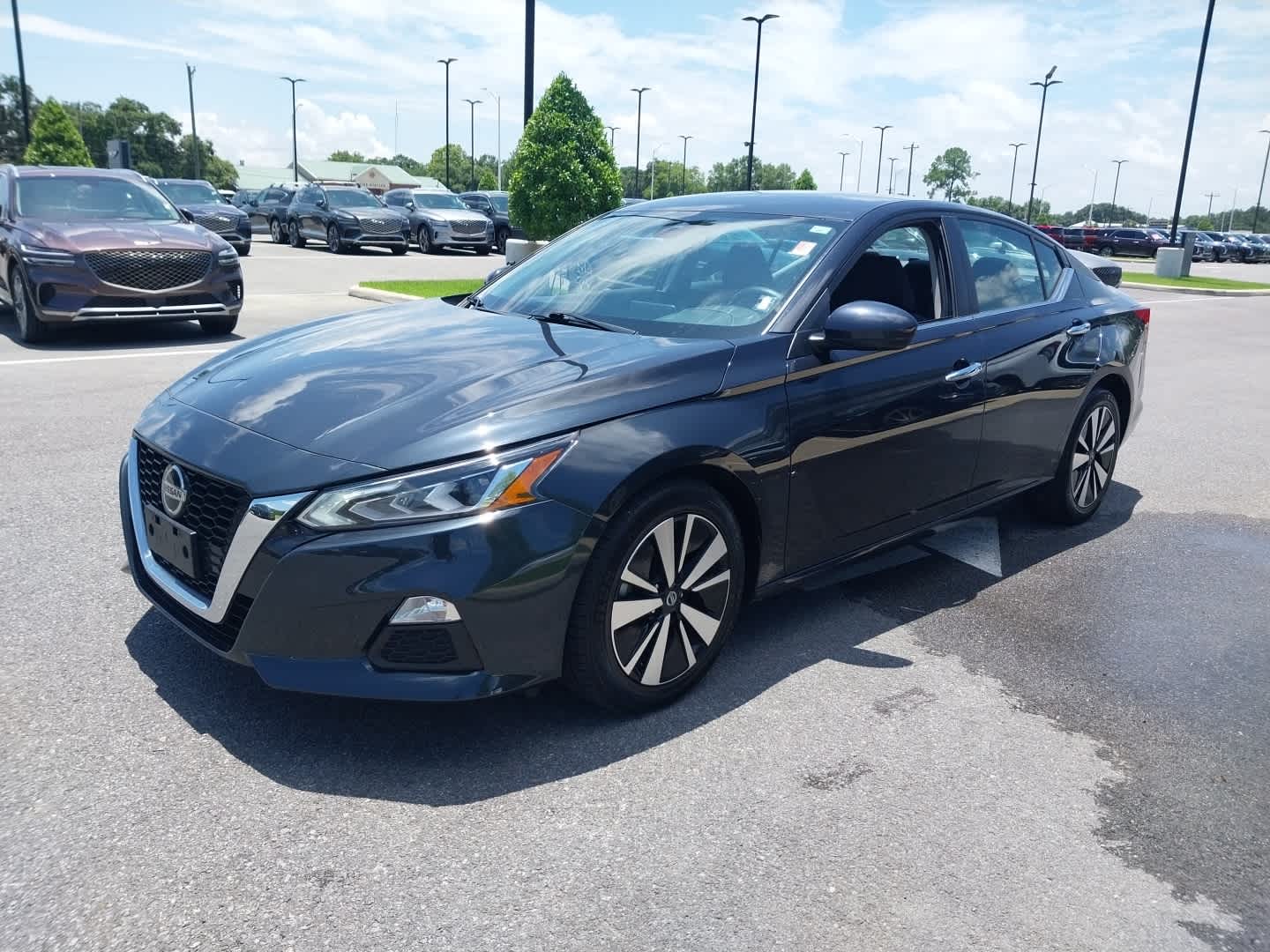 Used 2022 Nissan Altima SV with VIN 1N4BL4DV3NN360330 for sale in Lafayette, LA