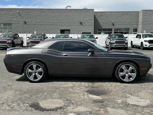 Used 2015 Dodge Challenger R/T with VIN 2C3CDZBT3FH724206 for sale in Sterling Heights, MI