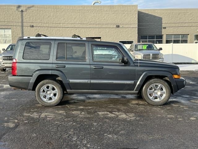 Used 2008 Jeep Commander Limited with VIN 1J8HG58278C100889 for sale in Sterling Heights, MI