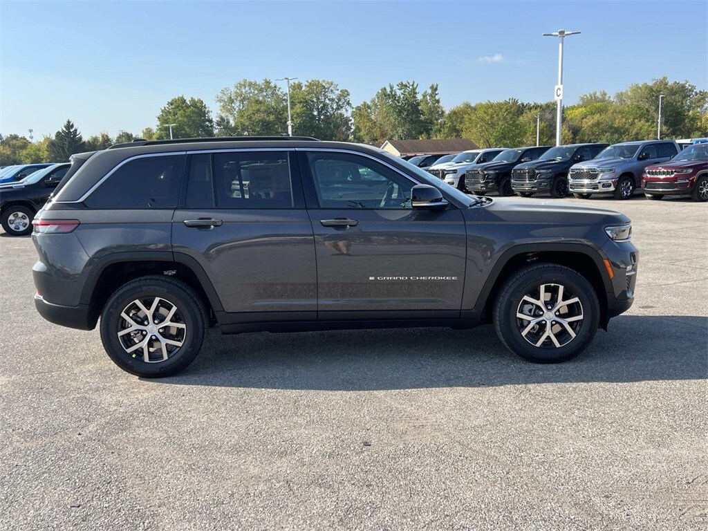 New 2025 Jeep Grand Cherokee Limited Sport Utility
