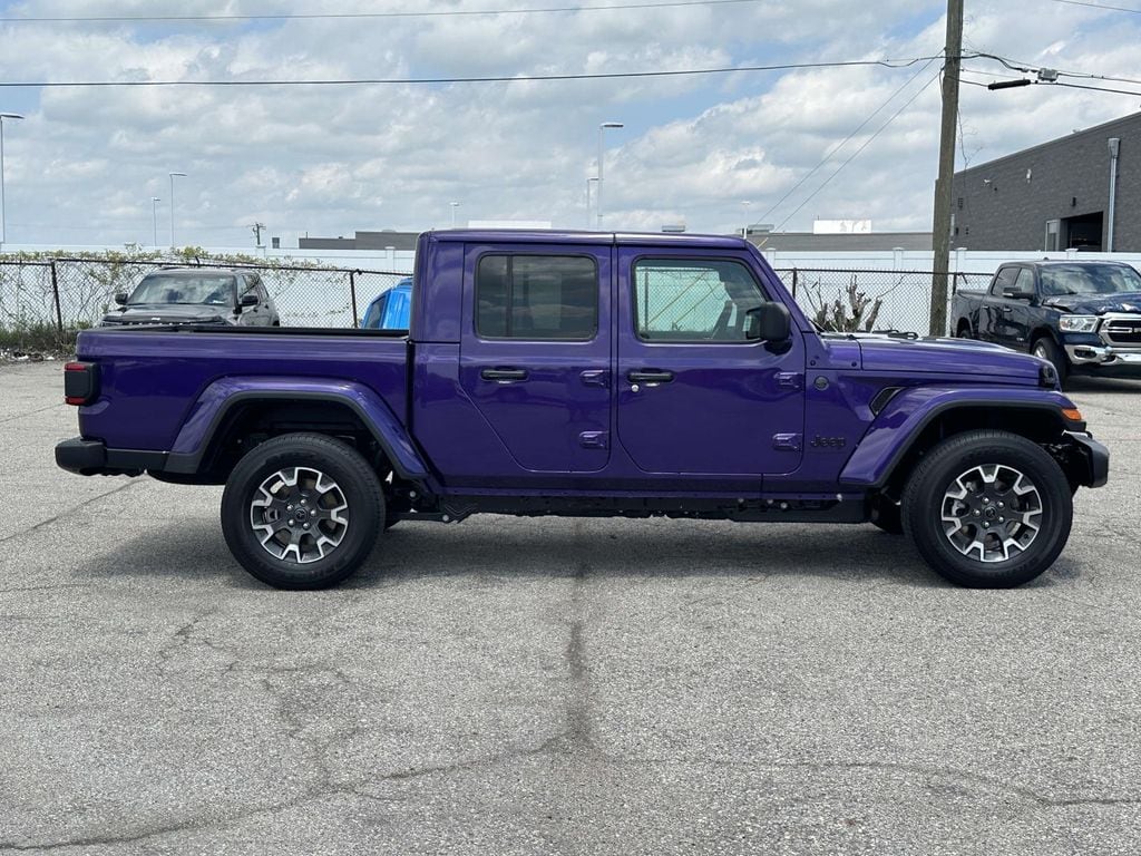 New 2026 Jeep Gladiator Sport Pickup
