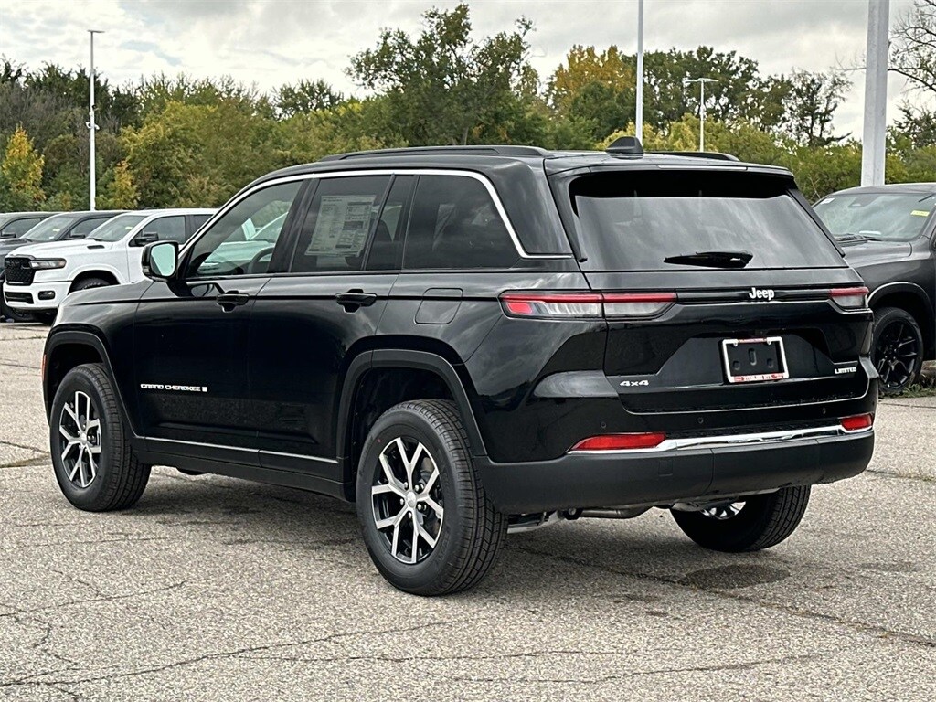 2025 Jeep Grand Cherokee Limited photo 4