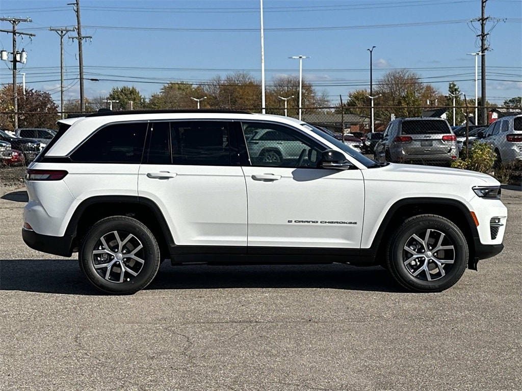 New 2025 Jeep Grand Cherokee Limited Sport Utility