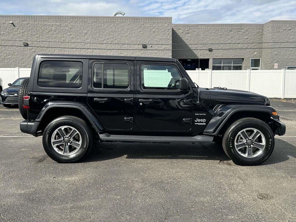 Used 2018 Jeep Wrangler Unlimited Sahara SUV