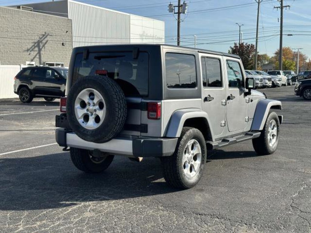 Used 2014 Jeep Wrangler Unlimited For Sale in Sterling Heights MI