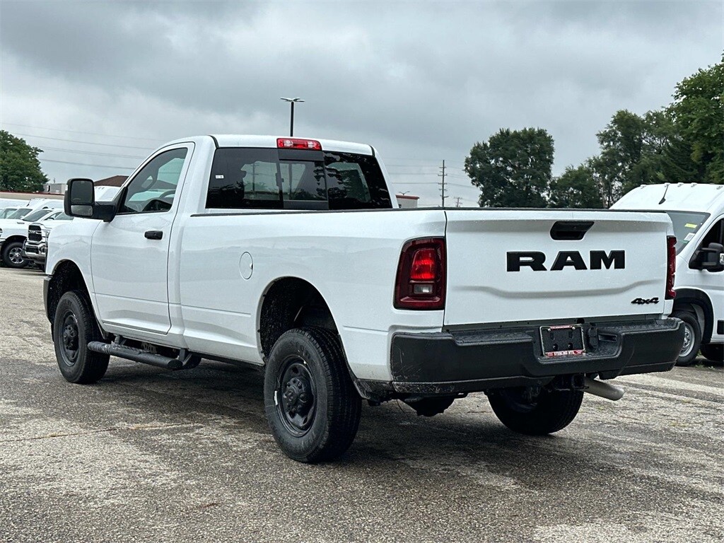 2026 Ram 2500 Tradesman photo 4