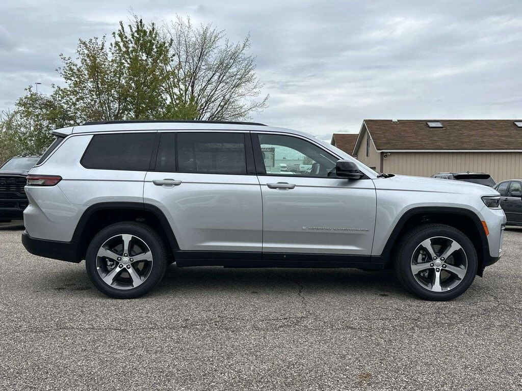 New 2026 Jeep Grand Cherokee L Limited Sport Utility