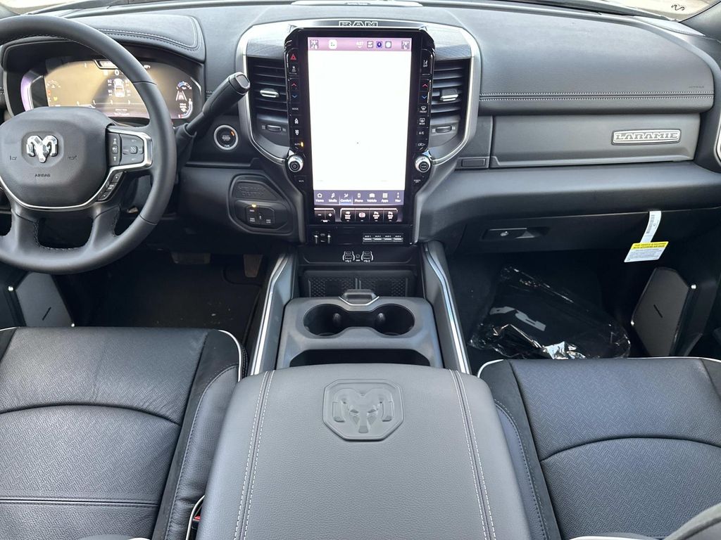 2026 RAM 2500 Laramie - Photo 11