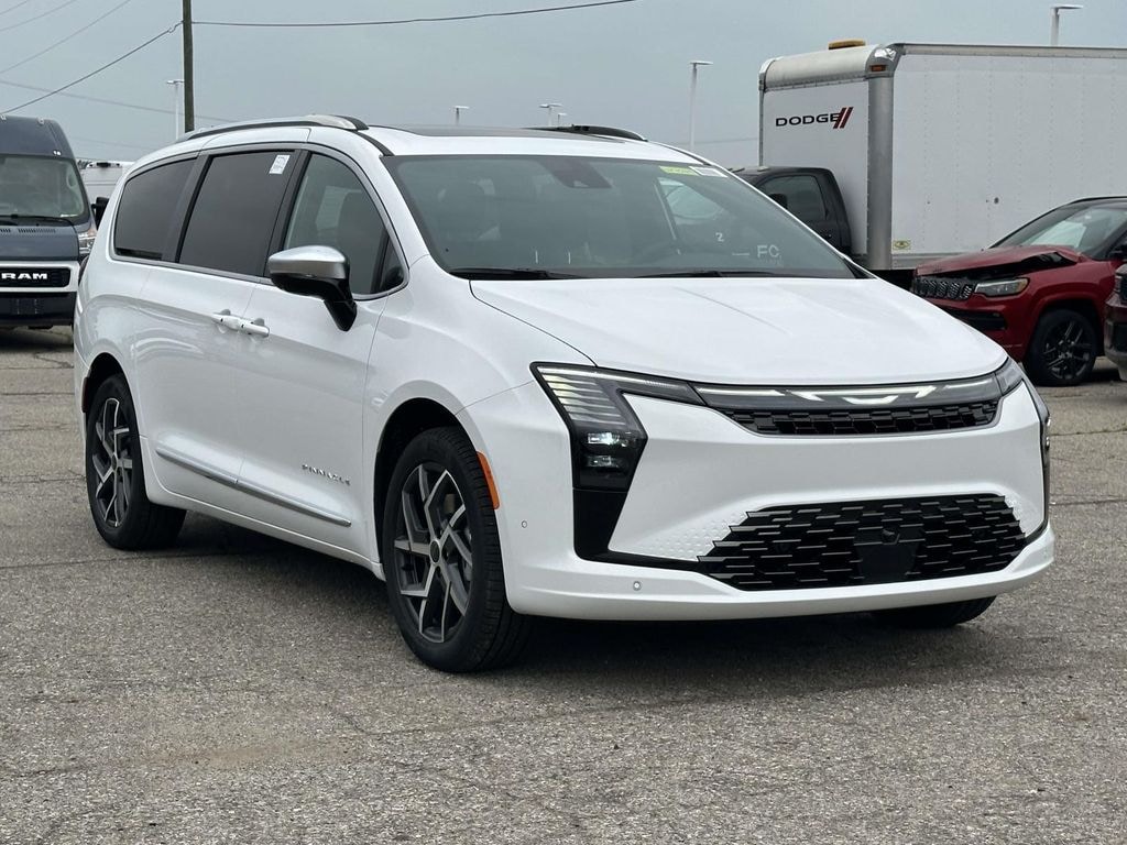 New 2027 Chrysler Pacifica Pinnacle Passenger Van