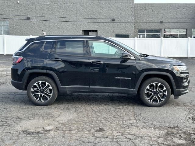 Used 2022 Jeep Compass Limited with VIN 3C4NJDCB1NT171616 for sale in Sterling Heights, MI