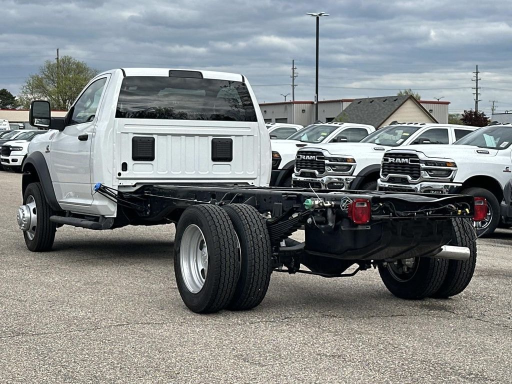 New 2026 Ram 4500 Chassis Cab Tradesman/Big Horn Pickup