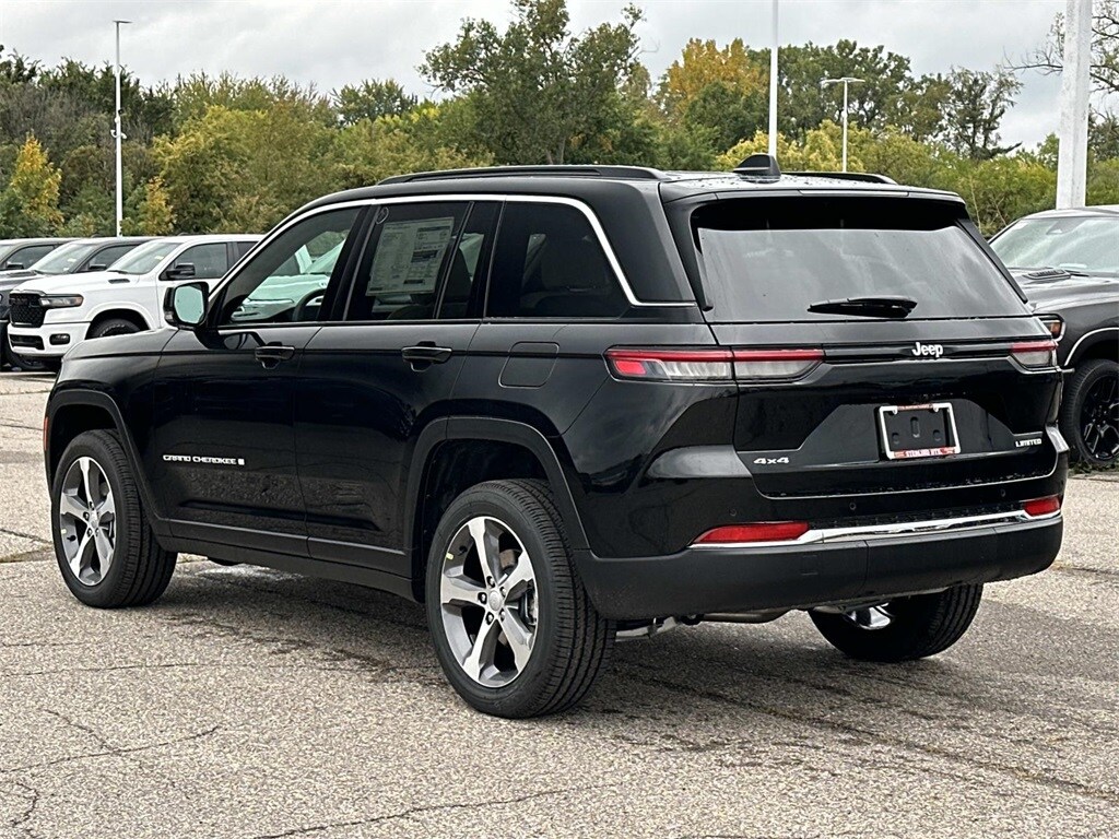 2025 Jeep Grand Cherokee Limited photo 4