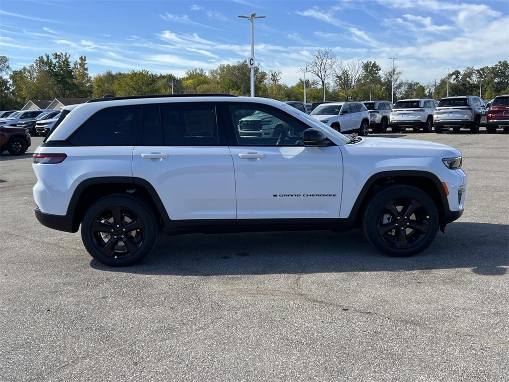 New 2025 Jeep Grand Cherokee Limited Sport Utility