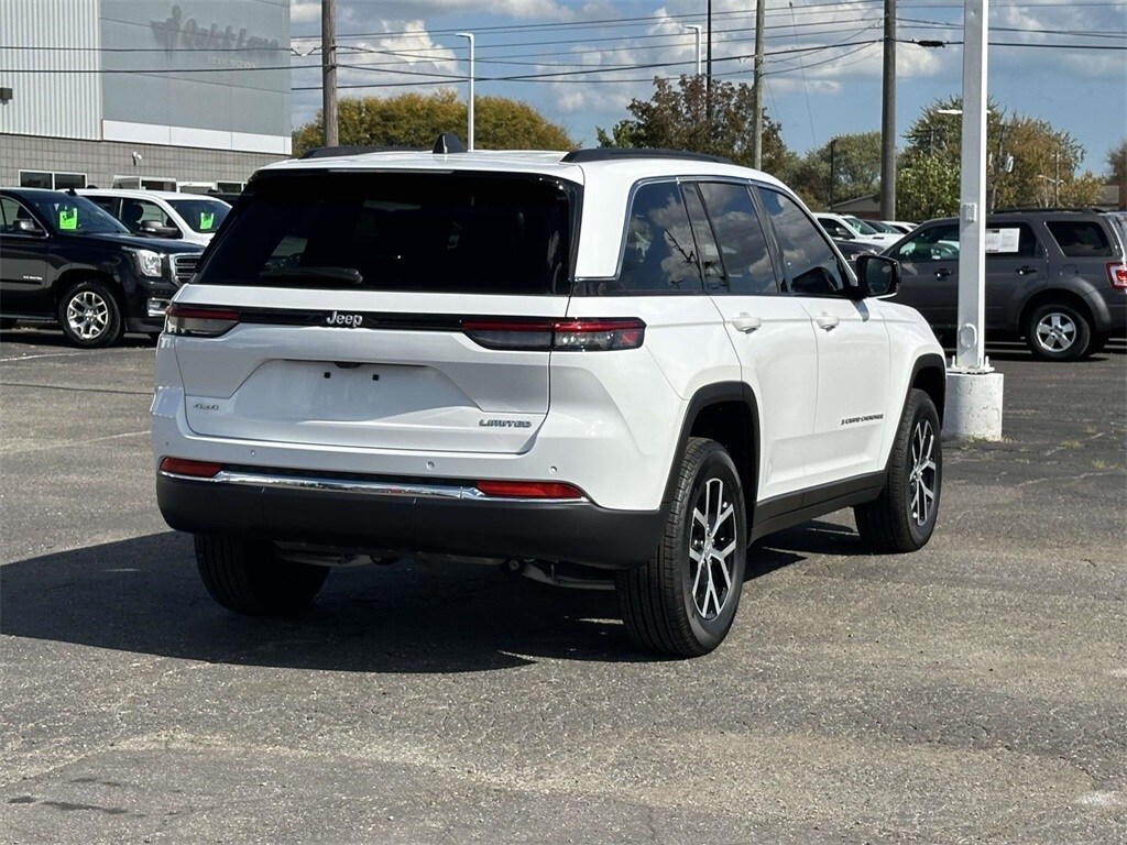 2025 Jeep Grand Cherokee Limited photo 4