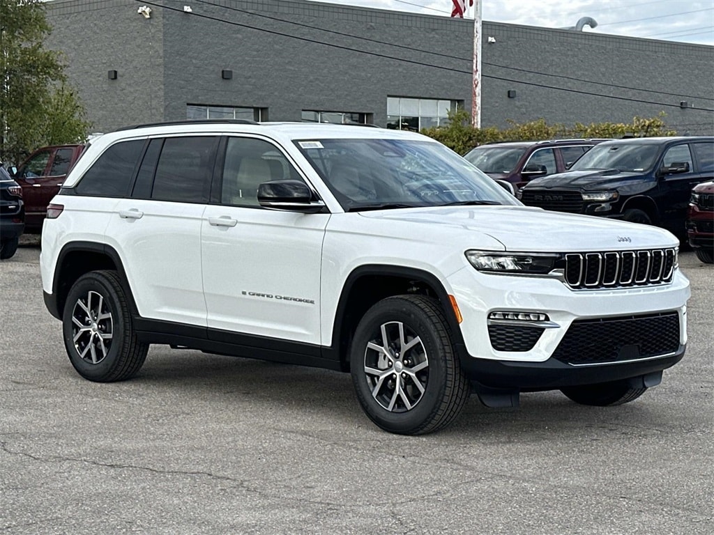 New 2025 Jeep Grand Cherokee Limited Sport Utility