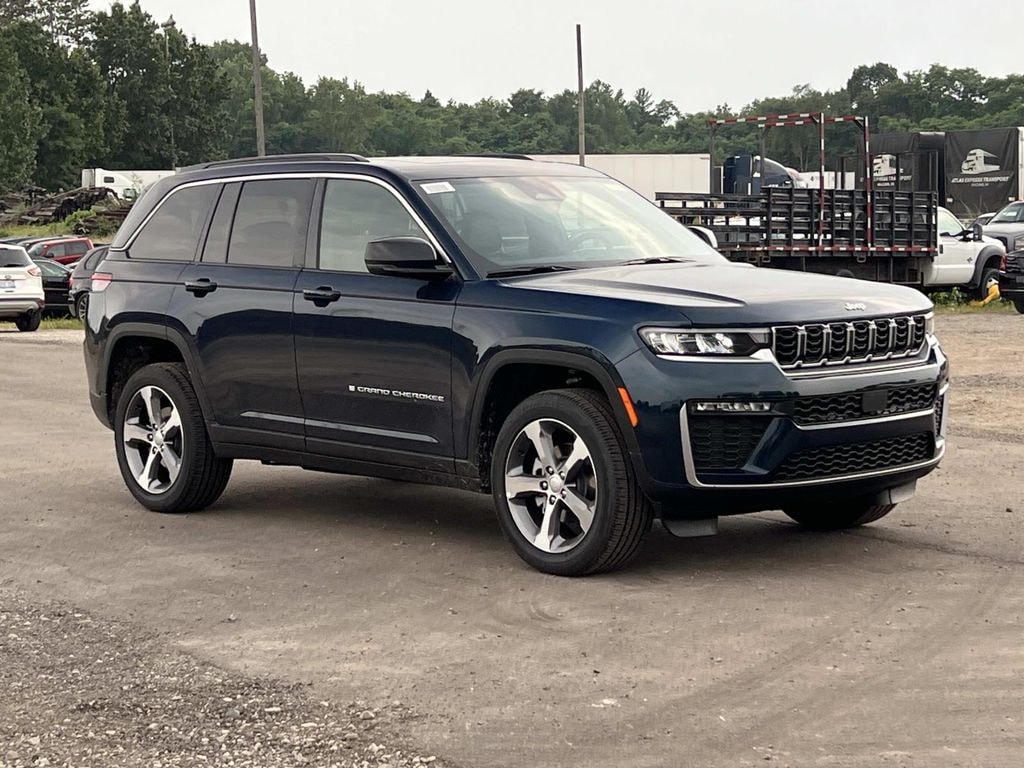 New 2026 Jeep Grand Cherokee Limited Sport Utility