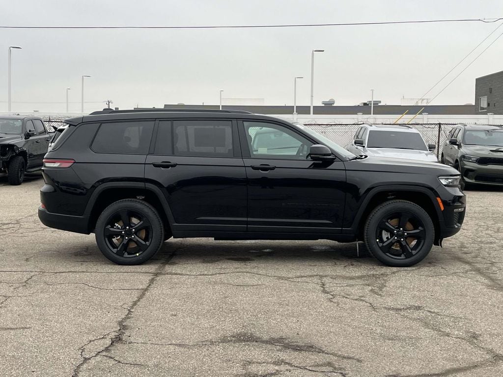 New 2025 Jeep Grand Cherokee L Limited Sport Utility