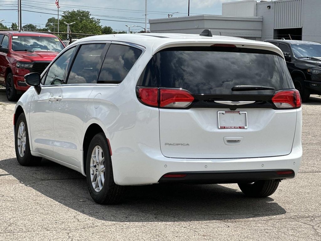 New 2027 Chrysler Pacifica LX Passenger Van