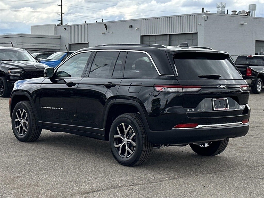2025 Jeep Grand Cherokee Limited photo 4