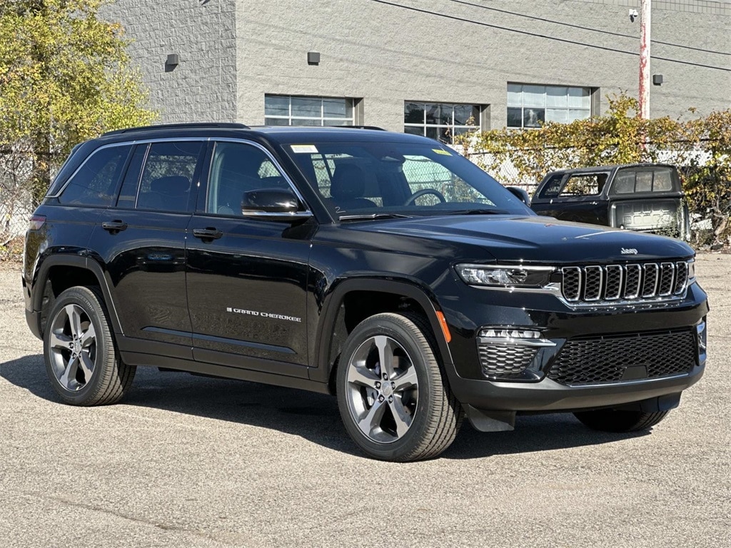 2025 Jeep Grand Cherokee Limited's photo