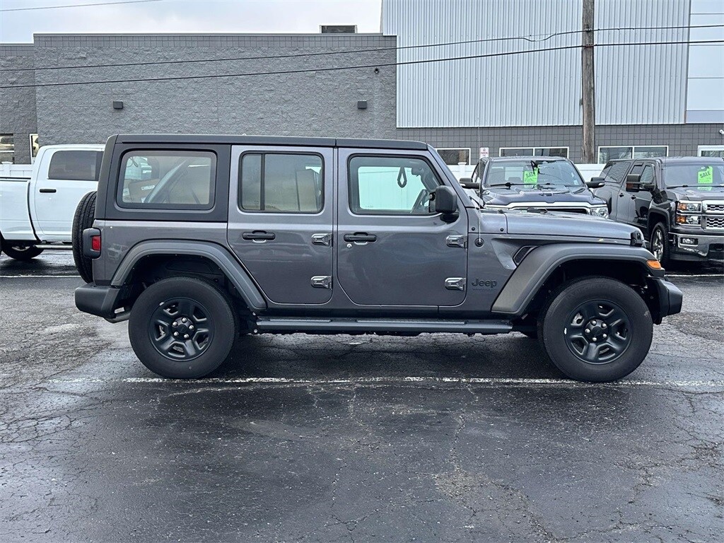 Used 2022 Jeep Wrangler Unlimited Sport SUV
