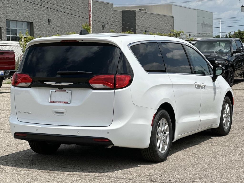New 2027 Chrysler Pacifica LX Passenger Van