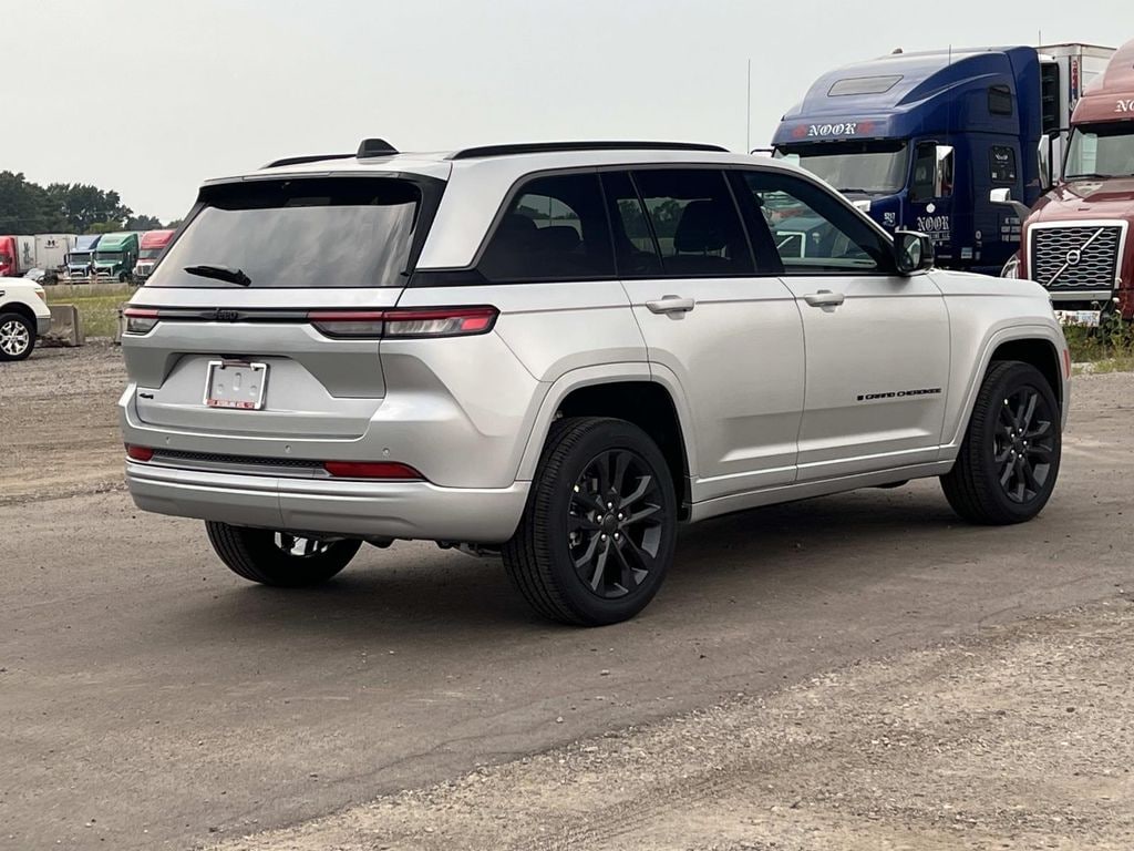 New 2026 Jeep Grand Cherokee Limited Sport Utility