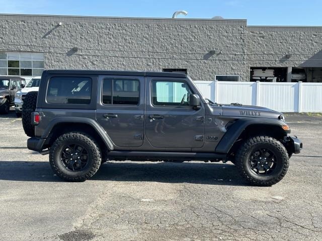 2024 Jeep Wrangler Willys photo 2