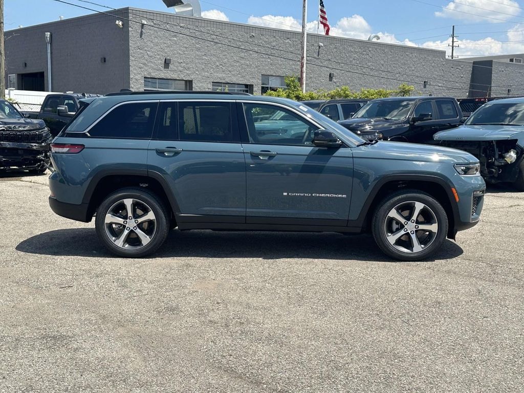 New 2026 Jeep Grand Cherokee Limited Sport Utility