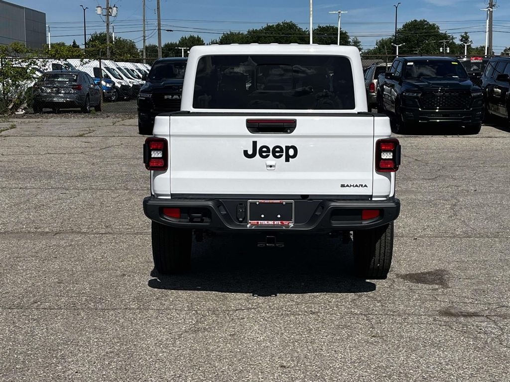 New 2026 Jeep Gladiator Sport Pickup