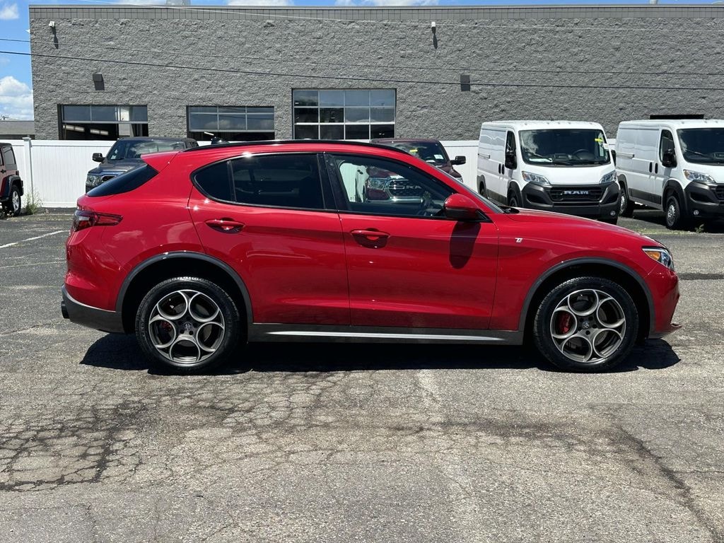 Used 2023 Alfa Romeo Stelvio