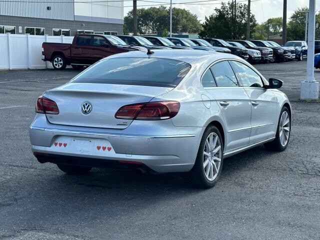 2013 Volkswagen CC Highline V6 4Motion photo 3
