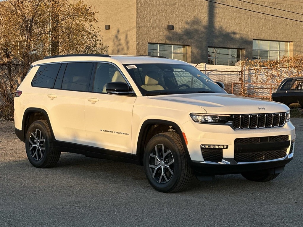 2025 Jeep Grand Cherokee L Limited's photo