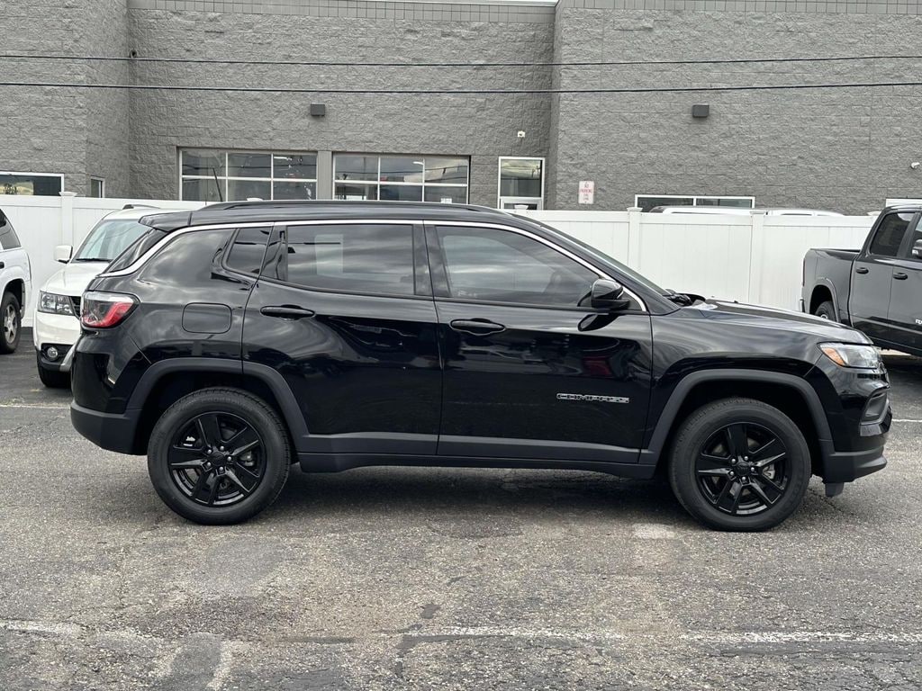 Certified 2022 Jeep Compass Latitude SUV