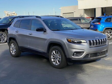 New 2022 Jeep Cherokee LATITUDE LUX 4X4 Sport Utility For Sale in Sterling Heights, MI