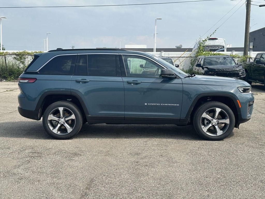 New 2026 Jeep Grand Cherokee Limited Sport Utility