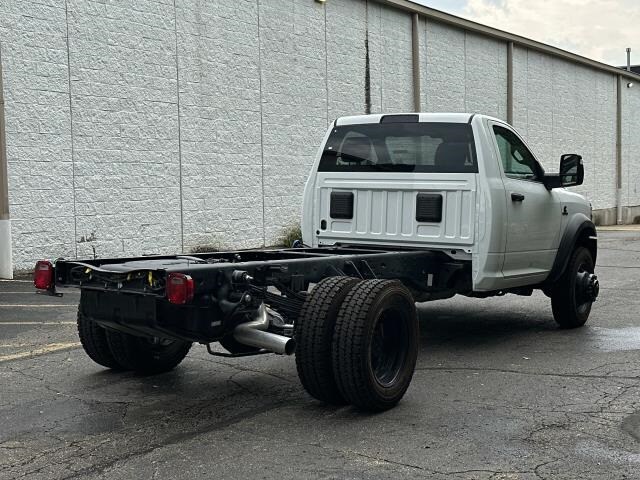 2025 Ram 5500 Tradesman photo 3