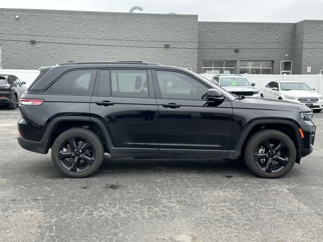 Certified 2023 Jeep Grand Cherokee Altitude with VIN 1C4RJHAG6PC519819 for sale in Sterling Heights, MI