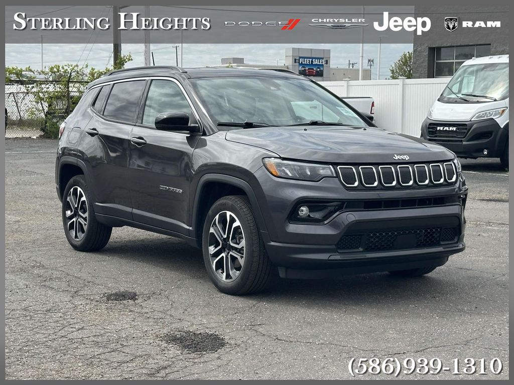 2022 Jeep Compass Limited 4X4's photo
