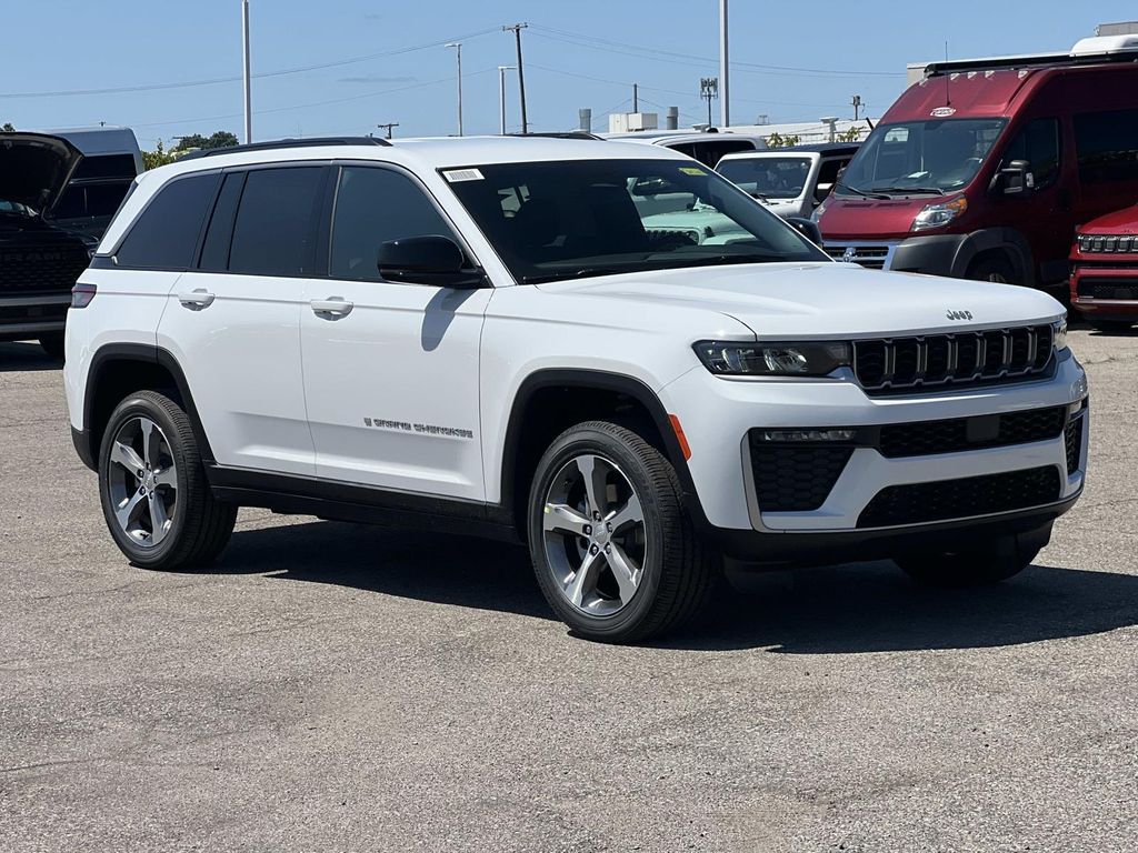 2026 Jeep Grand Cherokee Sport Utility 